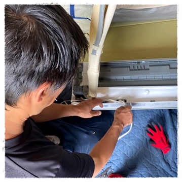 エアコンの工事作業